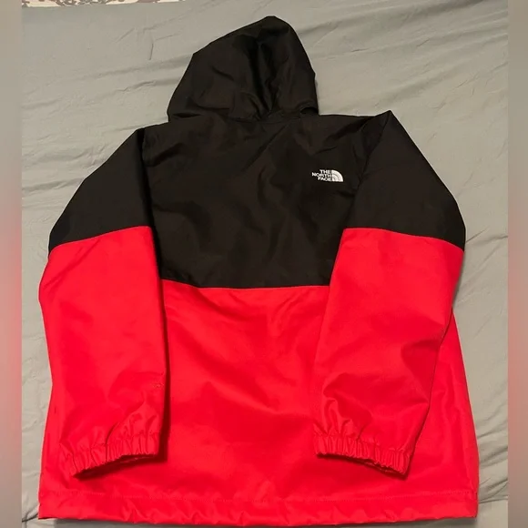 The North Face Red and Black Jacket Set